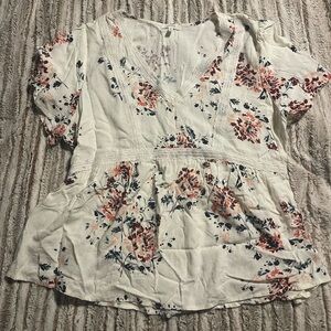 Maurice’s Floral V-Neck Blouse